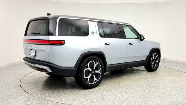 2023 Rivian R1S Adventure Dual-Motor Large Pack w/ 21'' Wheels (352-mile range) - 22924517 - 4