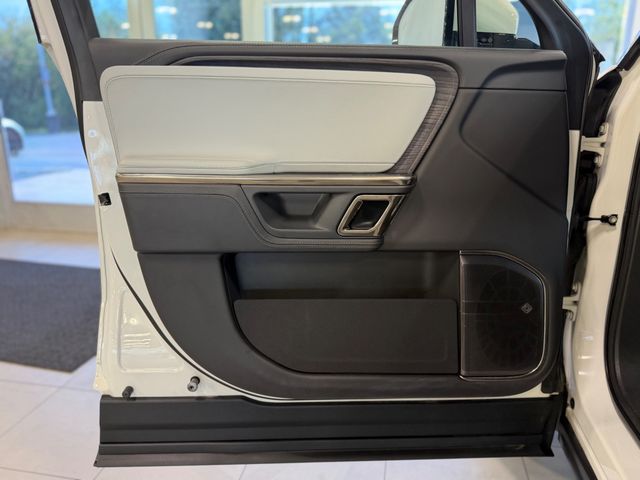 2023 Rivian R1S Adventure Package AWD - 23070446 - 17