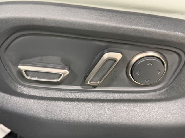 2023 Rivian R1S Adventure Package AWD - 23070446 - 18