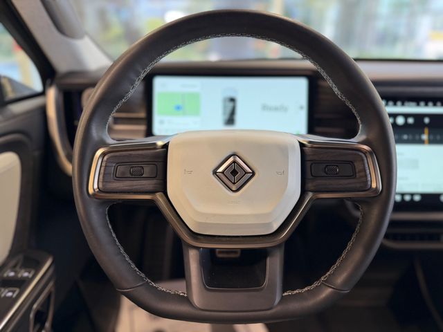 2023 Rivian R1S Adventure Package AWD - 23070446 - 25
