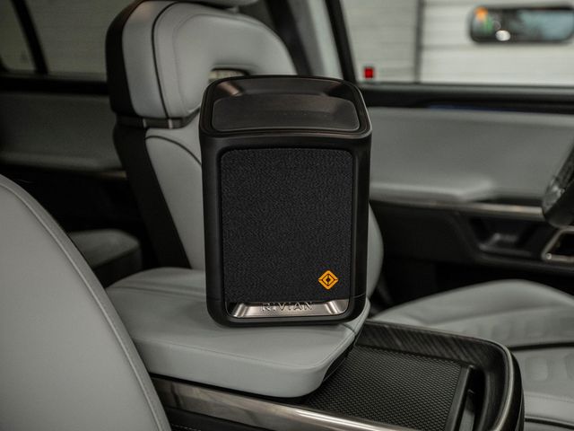 2023 Rivian R1S Adventure Quad-Motor Large Pack - 22941917 - 21