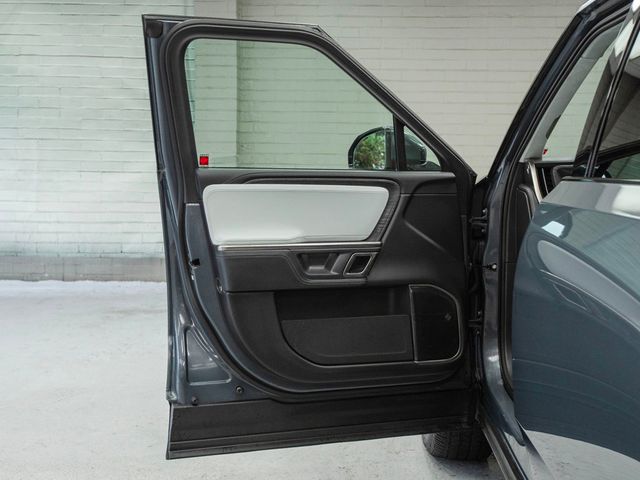 2023 Rivian R1S Adventure Quad-Motor Large Pack - 22941917 - 27