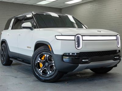 2023 Rivian R1S