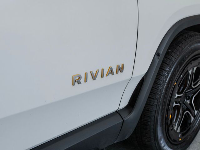 2023 Rivian R1S Adventure Quad-Motor Large Pack - 23039352 - 9