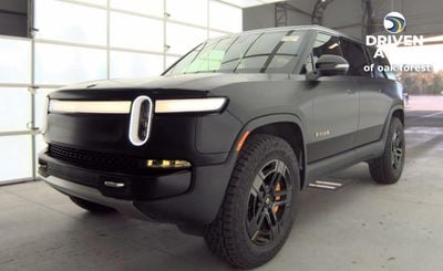 2023 Rivian R1S