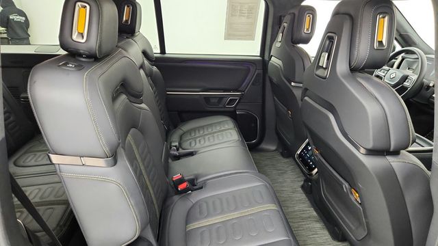 2023 Rivian R1S Adventure Quad-Motor Large Pack - 22947888 - 24