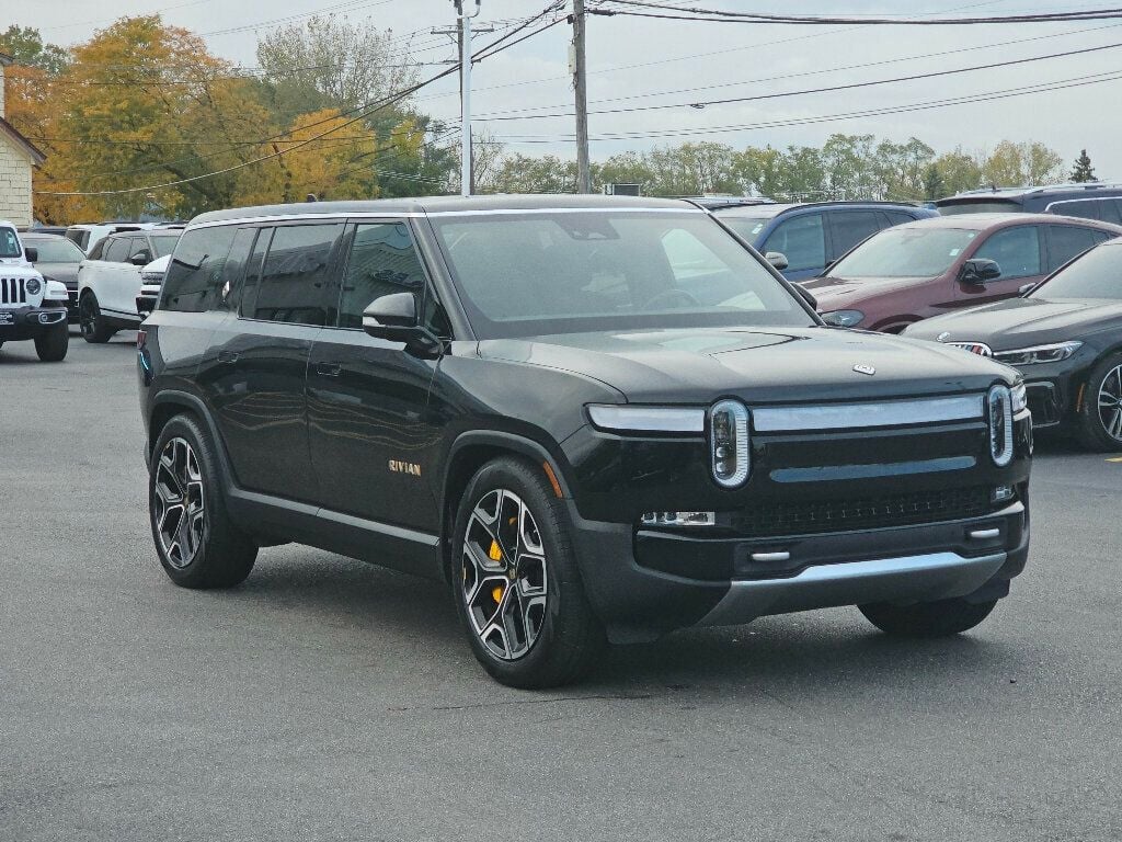 2023 Rivian R1S Adventure Quad-Motor Large Pack - 22938169 - 13