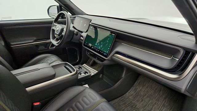 2023 Rivian R1S Adventure Quad-Motor Large Pack (321-Mile Range) - 22947888 - 26