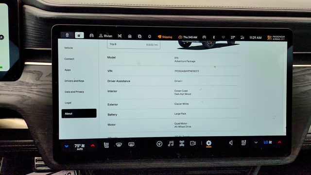 2023 Rivian R1S Adventure Quad-Motor Large Pack w/ 20'' Wheels (289-mile range) - 22977731 - 14