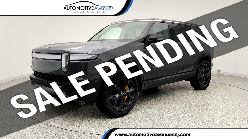 2023 Rivian R1S Adventure Quad-Motor Large Pack w/ 22'' Sport Wheels - 23007584 | Video 1