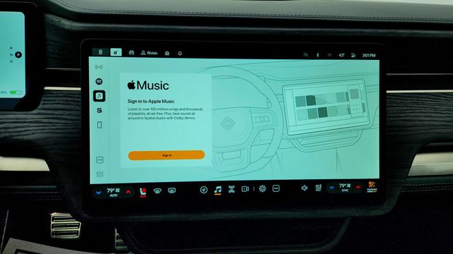 2023 Rivian R1S Adventure Quad-Motor Large Pack w/ 22'' Sport Wheels - 23007584 - 19