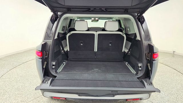 2023 Rivian R1S Adventure Quad-Motor Large Pack w/ 22'' Sport Wheels - 23007584 - 23