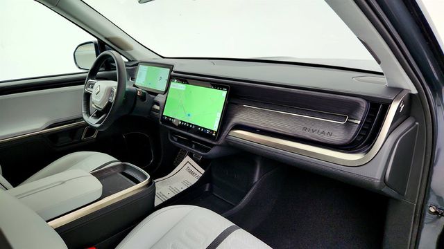 2023 Rivian R1S Adventure Quad-Motor Large Pack w/ 22'' Sport Wheels - 23007584 - 27