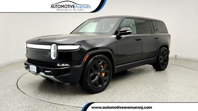 2023 Rivian R1S