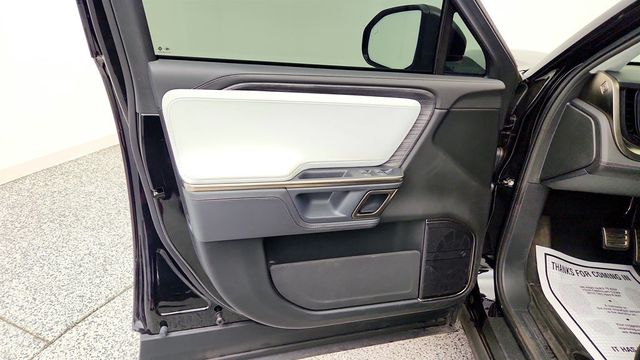 2023 Rivian R1S Adventure Quad-Motor Large Pack w/ Ocean Coast Interior - 23039999 - 9