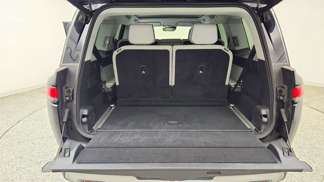 2023 Rivian R1S Adventure Quad-Motor Large Pack w/ Ocean Coast Interior - 23039999 - 21
