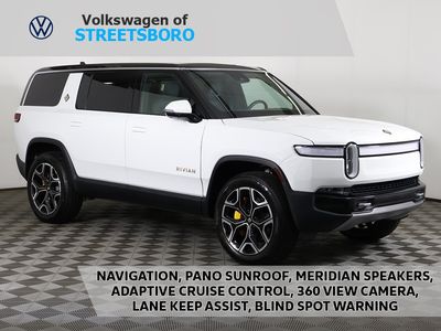 2023 Rivian R1S