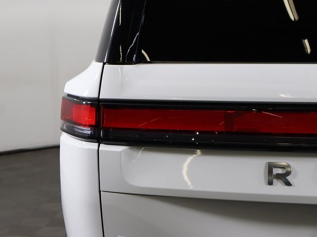 2023 Rivian R1S Launch Edition AWD - 22941610 - 17