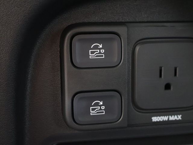 2023 Rivian R1S Launch Edition AWD - 22941610 - 22