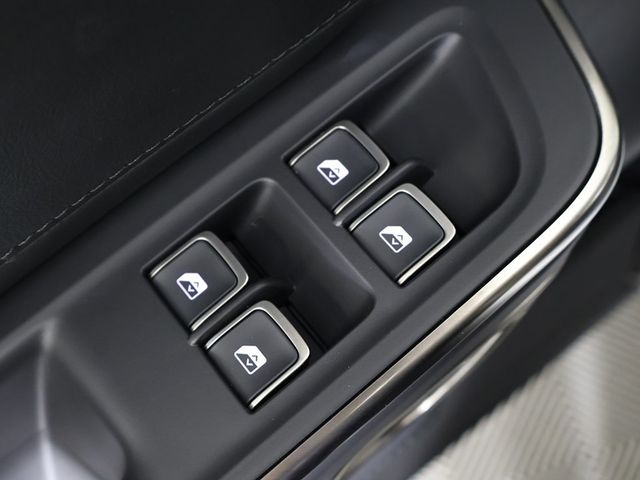 2023 Rivian R1S Launch Edition AWD - 22941610 - 44