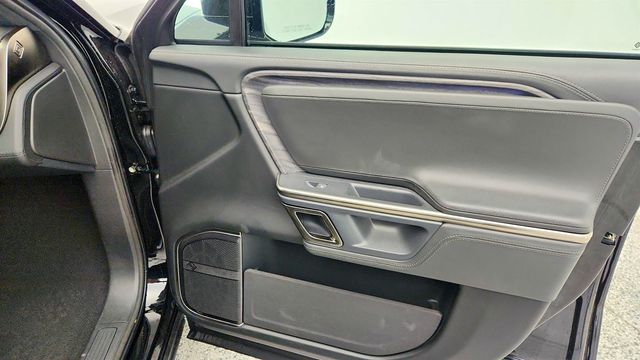 2023 Rivian R1S Launch Edition AWD - 22965170 - 27