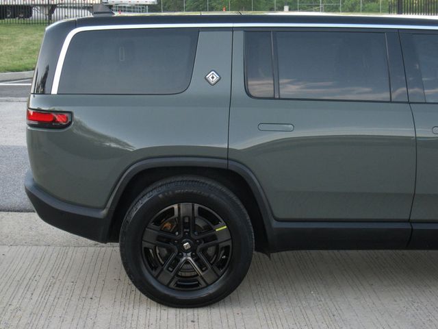 2023 Rivian R1S Launch Edition Quad-Motor Large Pack *Ltd Avail* - 23037193 - 10