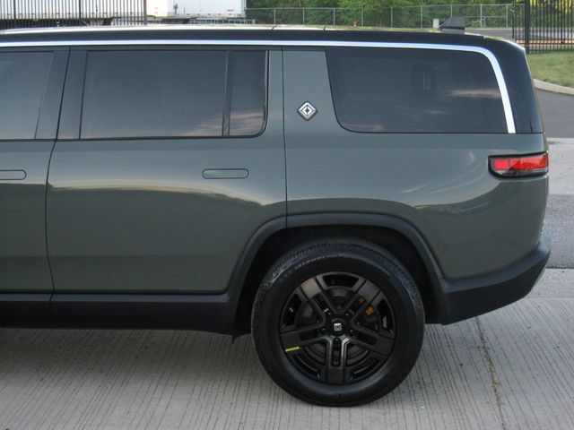 2023 Rivian R1S Launch Edition Quad-Motor Large Pack *Ltd Avail* - 23037193 - 7