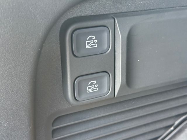 2023 Rivian R1S **R1S ADVENTURE**LARGE PACK**QUAD MOTOR** - 23068601 - 31