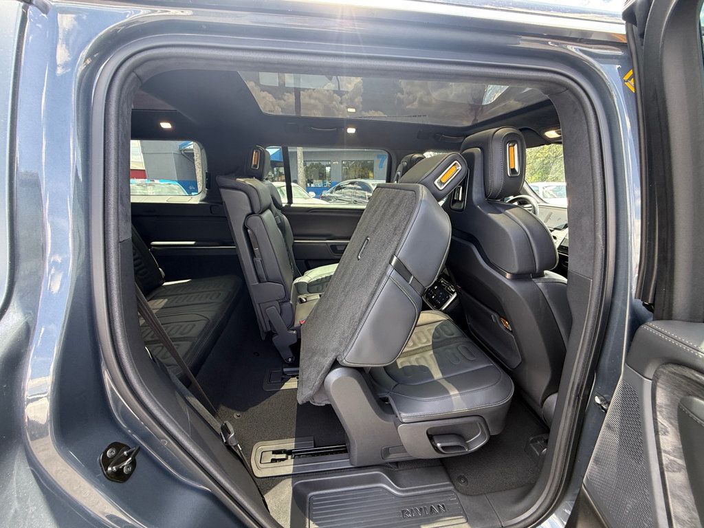 2023 Rivian R1S **R1S ADVENTURE**LARGE PACK**QUAD MOTOR** - 23068601 - 34