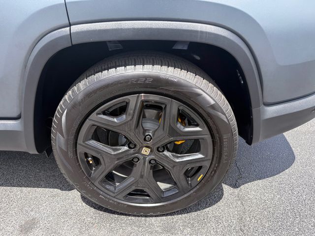 2023 Rivian R1S **R1S ADVENTURE**LARGE PACK**QUAD MOTOR** - 23068601 - 44