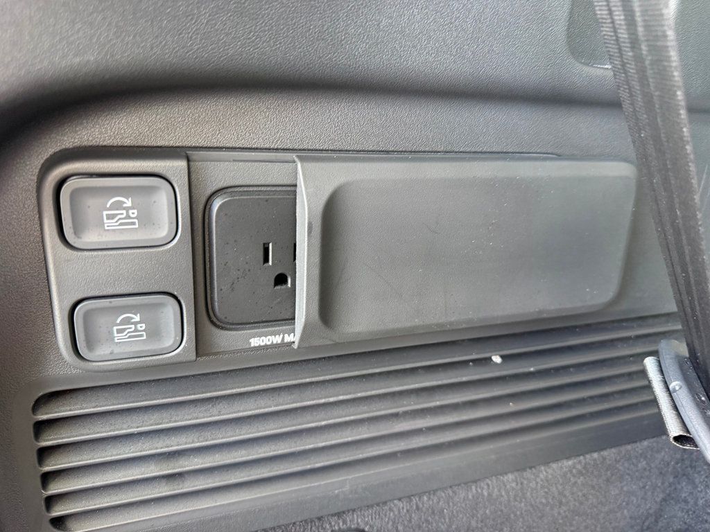 2023 Rivian R1S **RIVIAN R1S ADVENTURE LARGE BATTERY PACK** - 23006526 - 30