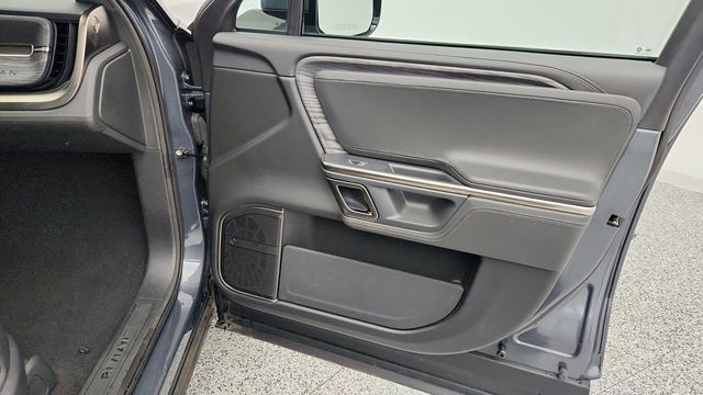 2023 Rivian R1T Adventure Performance Dual-Motor Large Pack (353-Mile Range) - 22955676 - 16