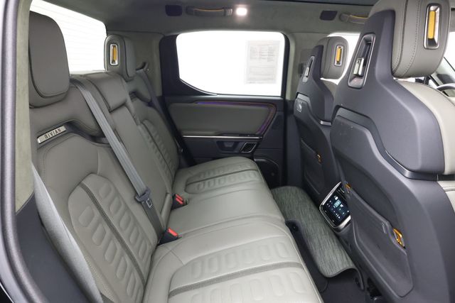 2023 Rivian R1T Adventure Performance Dual-Motor Large Pack with 20'' Wheels - 22938155 - 22