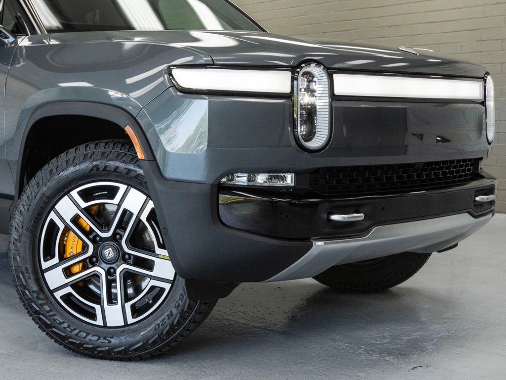 2023 Rivian R1T Adventure photo 8