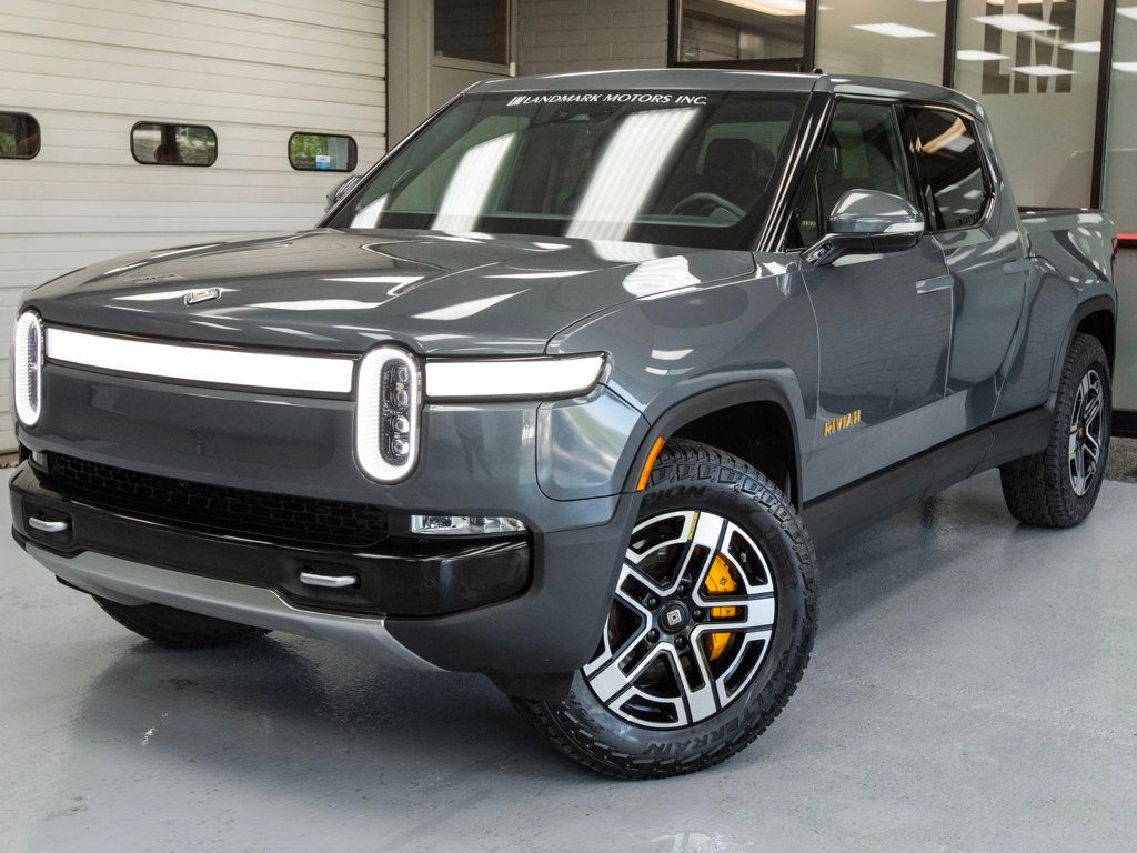 2023 Rivian R1T Adventure photo 13