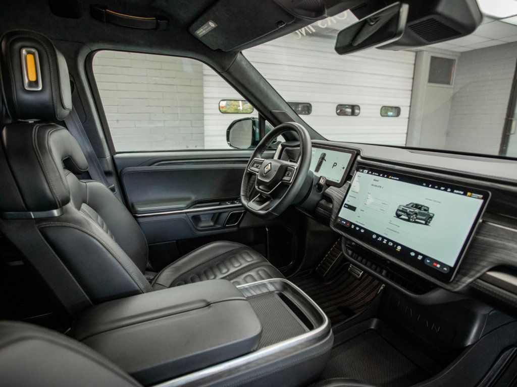 2023 Rivian R1T Adventure photo 16