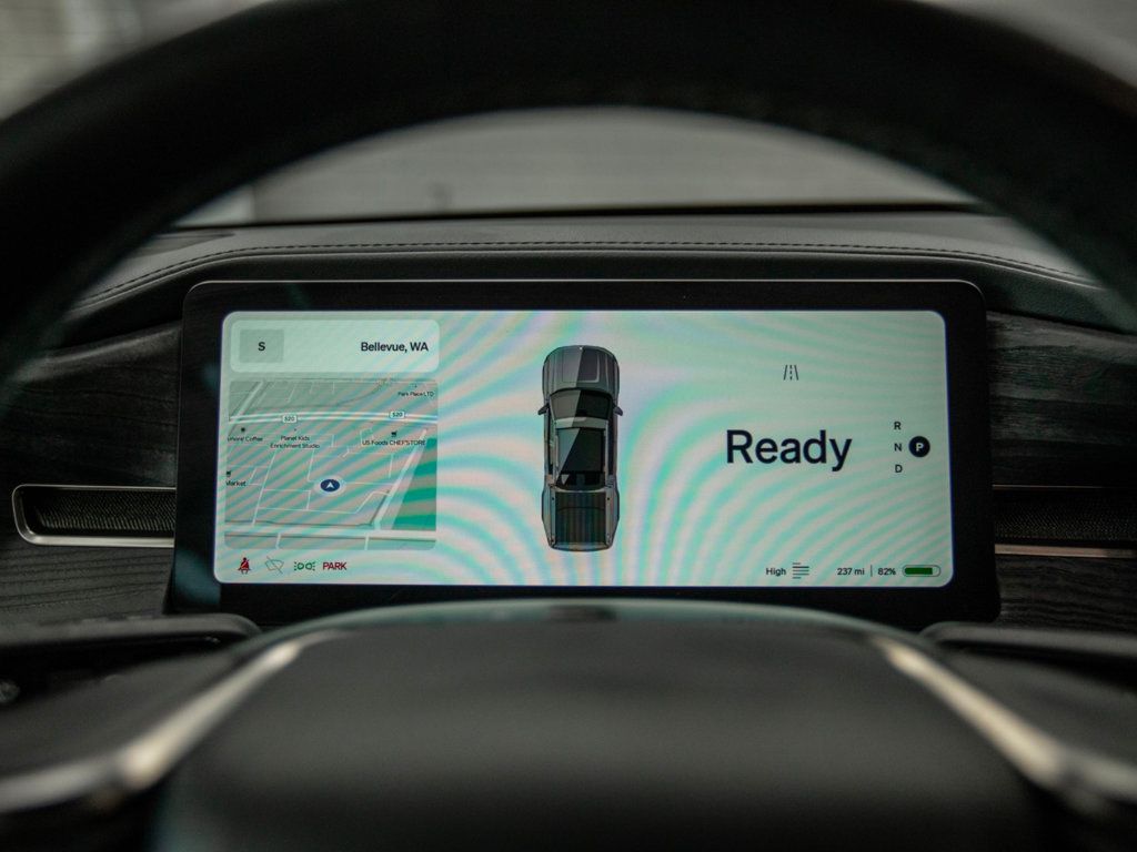 2023 Rivian R1T Adventure photo 19