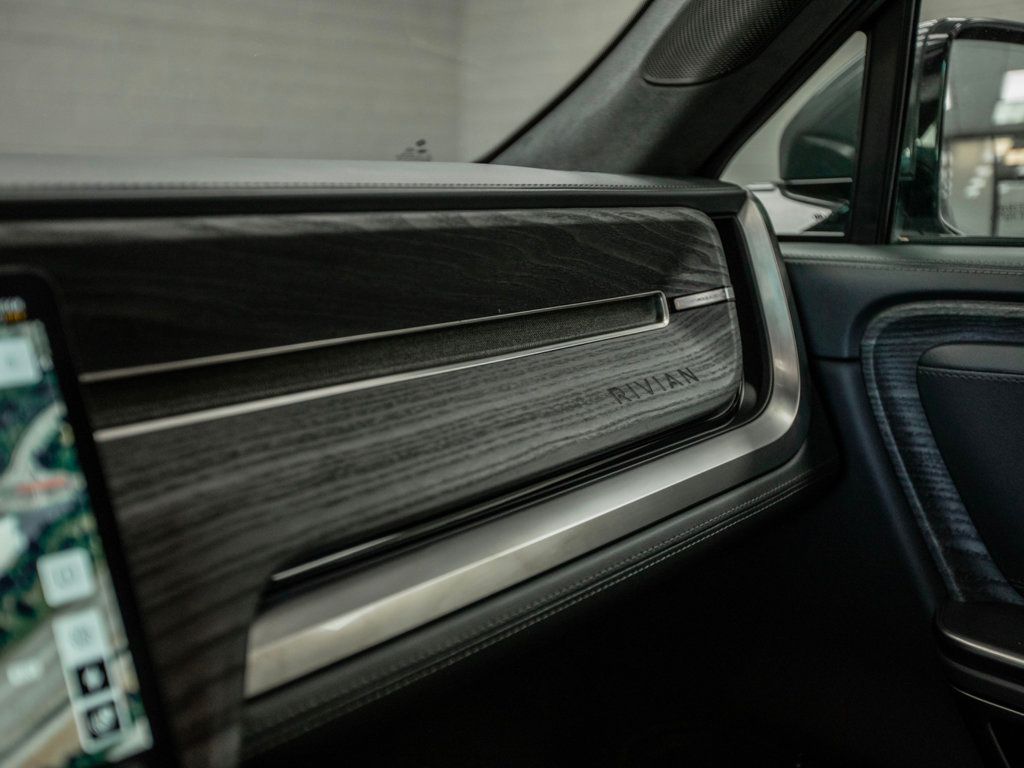 2023 Rivian R1T Adventure photo 21