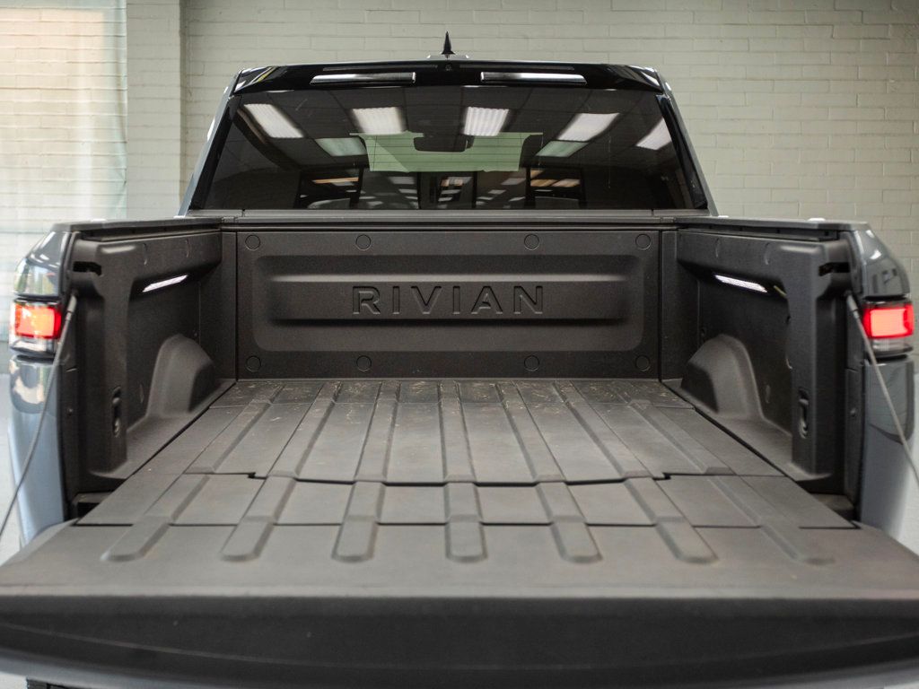 2023 Rivian R1T Adventure photo 32