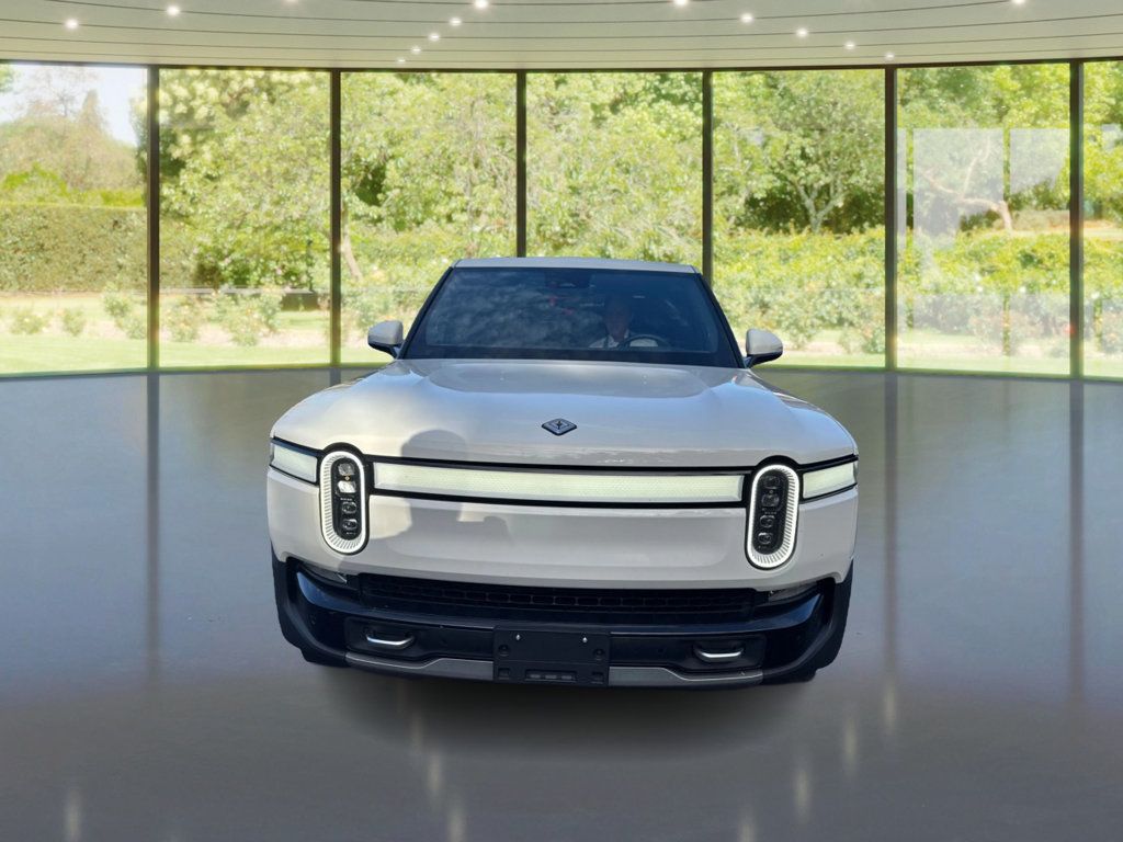 2023 Rivian R1T Adventure photo 2
