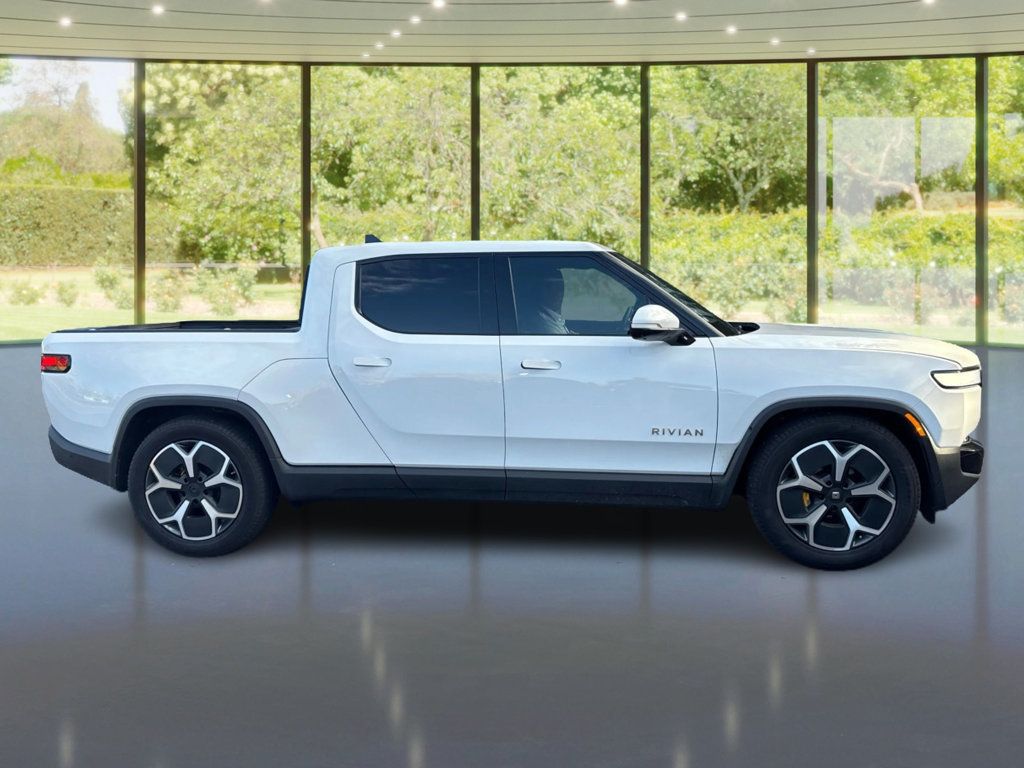 2023 Rivian R1T Adventure photo 4