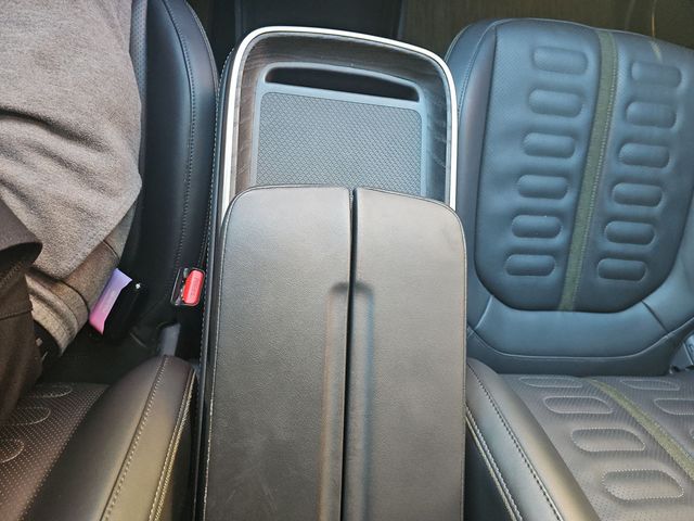 2023 Rivian R1T Adventure Quad-Motor Large Pack - 22951696 - 14