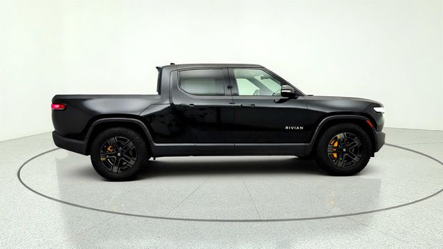 2023 Rivian R1T Adventure Quad-Motor Large Pack w/ 20’’ All Terrain Dark Wheels - 23032182 - 3
