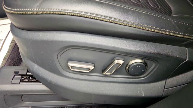 2023 Rivian R1T Adventure Quad-Motor Large Pack w/ 20'' All Terrain Wheels - 23014801 - 10