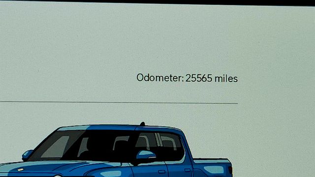 2023 Rivian R1T Adventure Quad-Motor Large Pack w/ 20'' All Terrain Wheels - 23014801 - 15