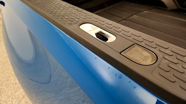 2023 Rivian R1T Adventure Quad-Motor Large Pack w/ 20'' All Terrain Wheels - 23014801 - 22