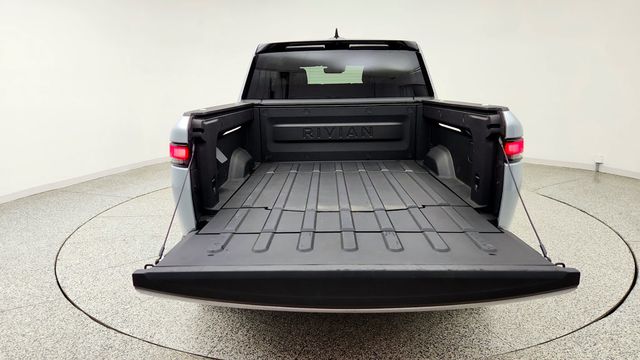 2023 Rivian R1T Adventure Quad-Motor Large Pack w/ Forest Edge Interior - 23087263 - 23
