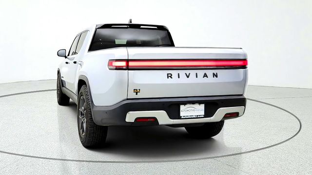 2023 Rivian R1T Adventure Quad-Motor Large Pack w/ Forest Edge Interior - 23087263 - 5