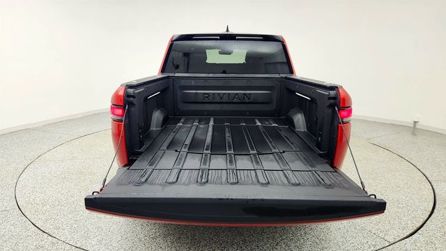 2023 Rivian R1T Adventure Quad-Motor Large Pack w/ Gear Tunnel Storage - 22999345 - 21