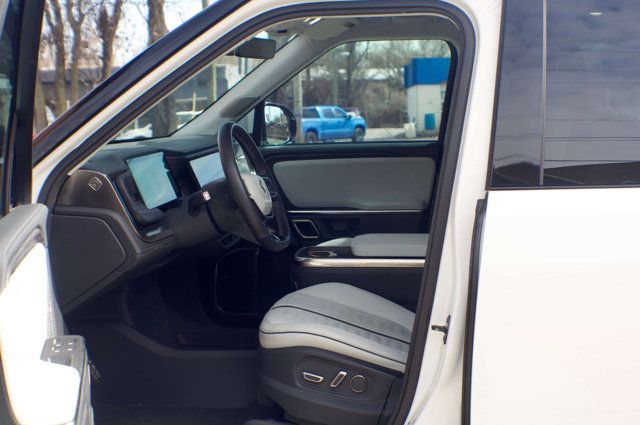 2023 Rivian R1T LocalTrade/Adventure/Quad-Motor-LargePack/AdaptiveCruise/NAV - 22988191 - 22